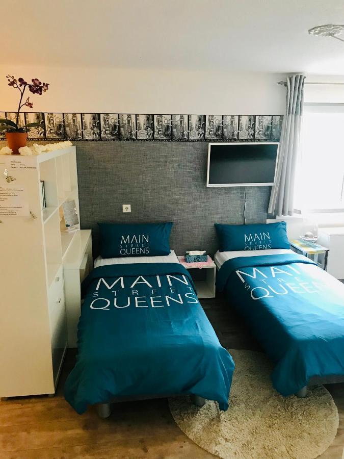 Wohnung Mit Charme, Netflix Rheinstetten Eksteriør bilde